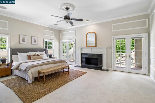 31 Tierra Verde Ct, Walnut Creek, CA 94598