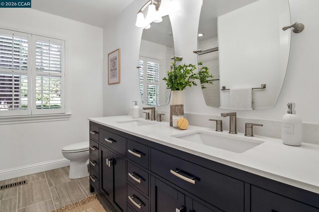 31 Tierra Verde Ct, Walnut Creek, CA 94598