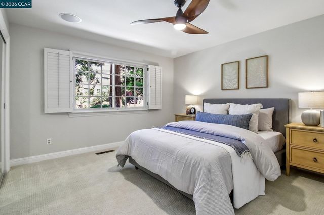 31 Tierra Verde Ct, Walnut Creek, CA 94598