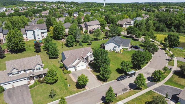 3951 Landings Drive, Saint Bonifacius, MN 55375