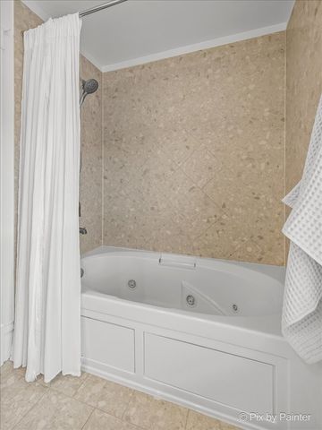 1028 S 4th Street, St. Charles, IL 60174