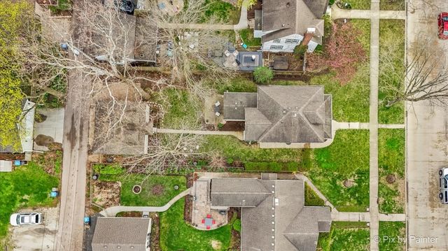 1028 S 4th Street, St. Charles, IL 60174