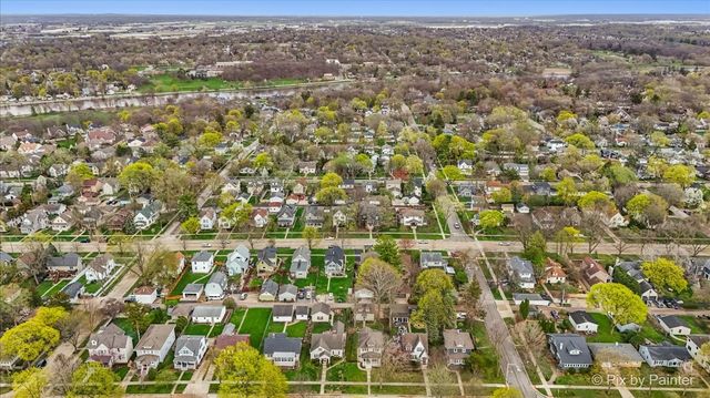 1028 S 4th Street, St. Charles, IL 60174