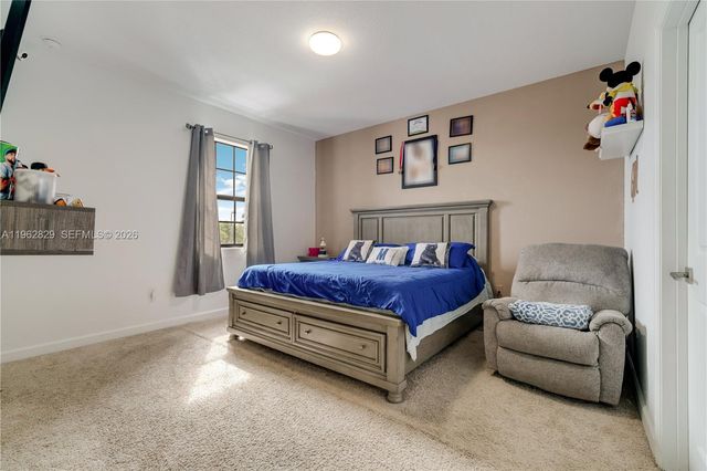 646 SW 12th St, Florida City, FL 33034