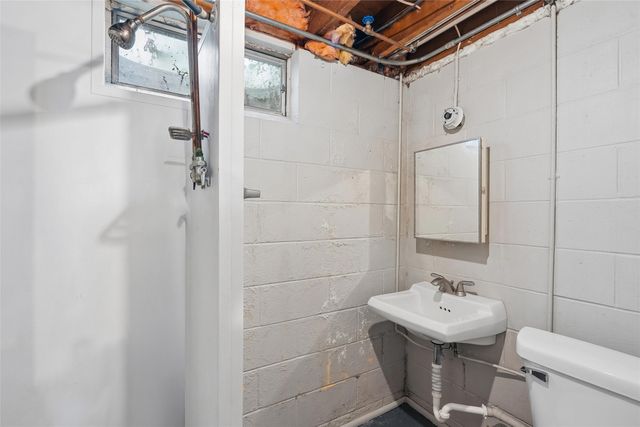 3507 Jefferson Avenue, Des Moines, IA 50310