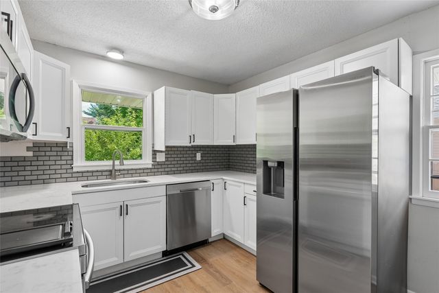 3507 Jefferson Avenue, Des Moines, IA 50310