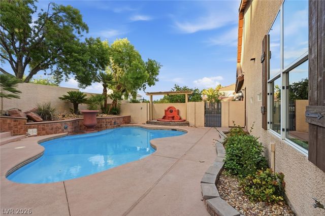 7651 Man O War Street, Las Vegas, NV 89131