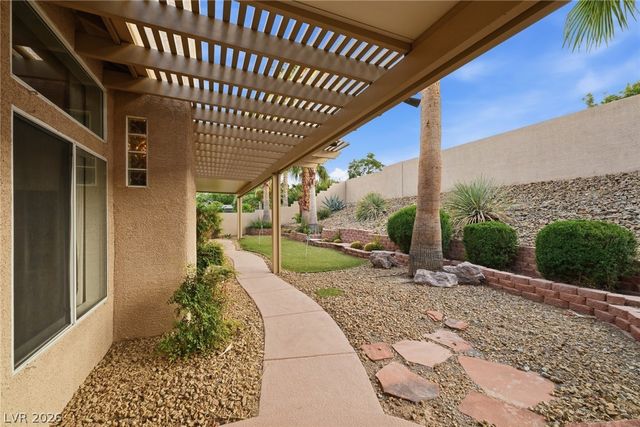 7651 Man O War Street, Las Vegas, NV 89131