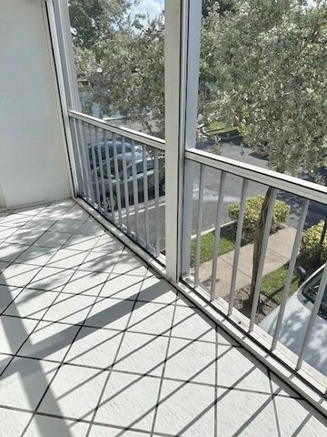 130 Cypress Club Drive 323, Pompano Beach, FL 33060