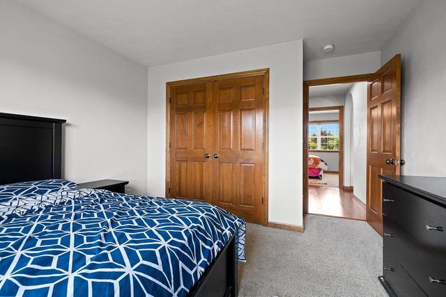2143 W MELCORN CIRCLE, De Pere, WI 54115