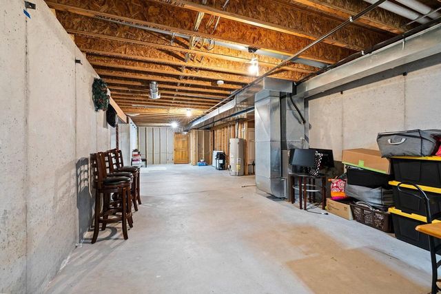 2143 W MELCORN CIRCLE, De Pere, WI 54115