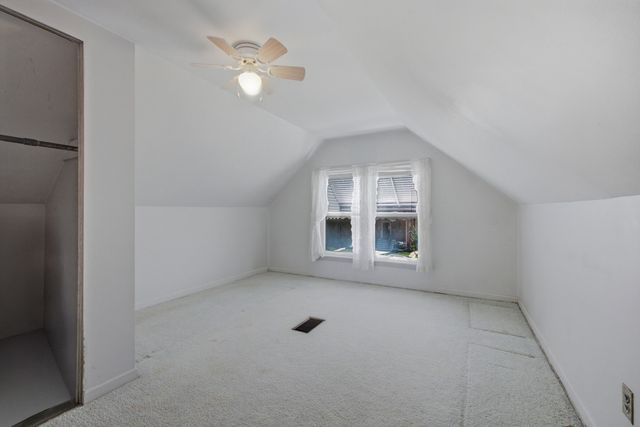7018 W Newport Avenue, Chicago, IL 60634