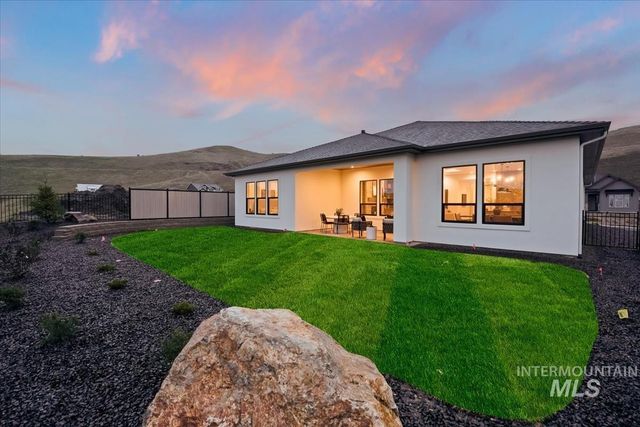 7615 Brown Wy, Eagle, ID 83629