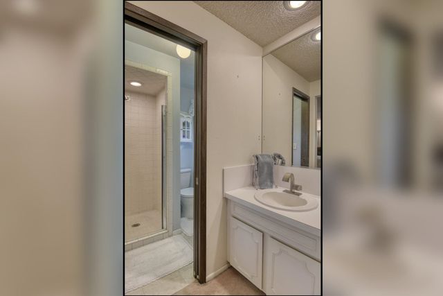 1026 W Bellwood Dr, Spokane, WA 99218