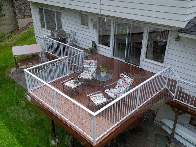 1026 W Bellwood Dr, Spokane, WA 99218