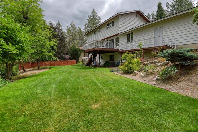 1026 W Bellwood Dr, Spokane, WA 99218