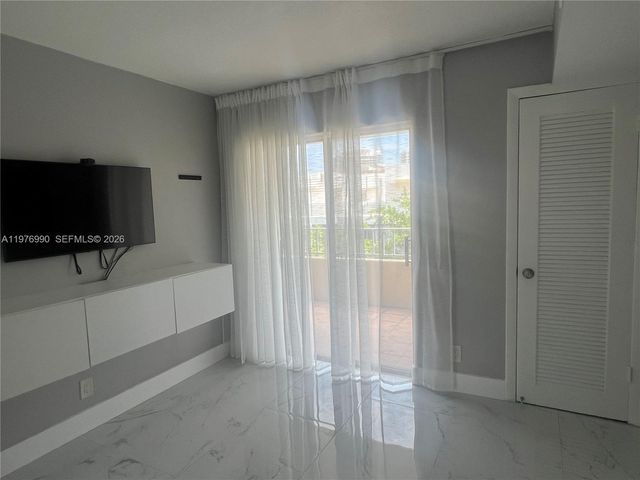 3304 Virginia Street 7B, Miami, FL 33133