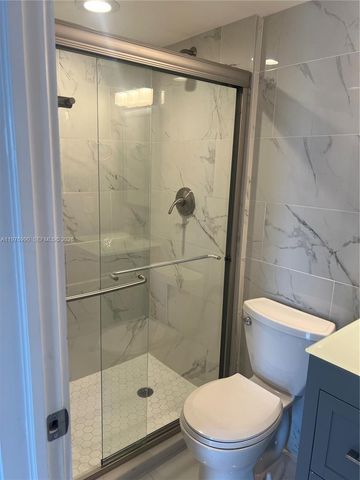 3304 Virginia Street 7B, Miami, FL 33133