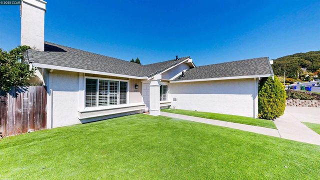 3743 Painted Pony Rd, Richmond, CA 94803