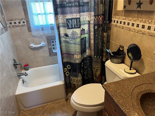 69142 Woods Road, Bridgeport, OH 43912