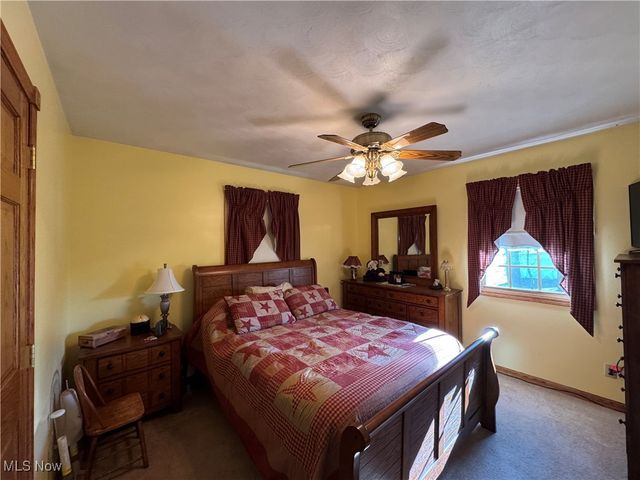 69142 Woods Road, Bridgeport, OH 43912