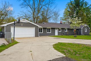 19200 Merriman Court, Livonia, MI 48152