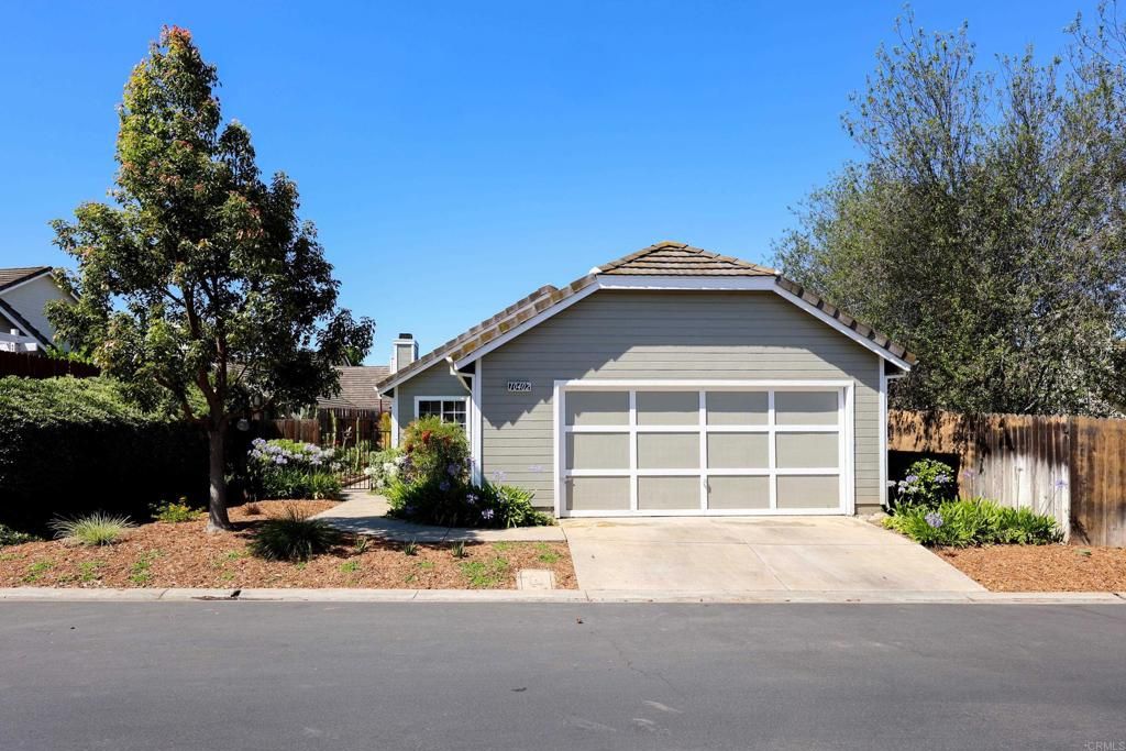 Image 34 of property listing at 10402 Rancho Carmel Drive, San Diego, CA 92128
