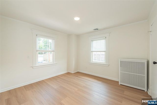 160 Bloomfield Avenue B, Verona, NJ 07044