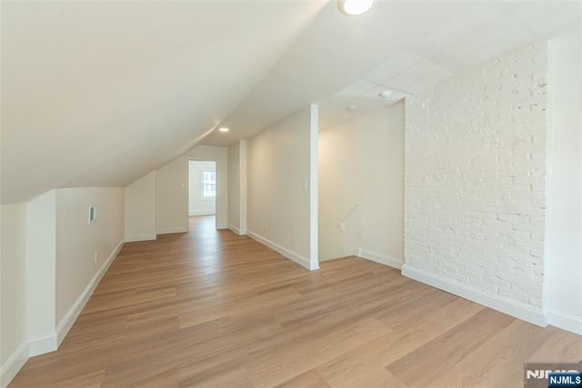 160 Bloomfield Avenue B, Verona, NJ 07044