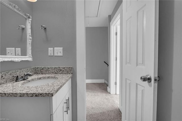 1136 Seaboard AVE, Chesapeake, VA 23324