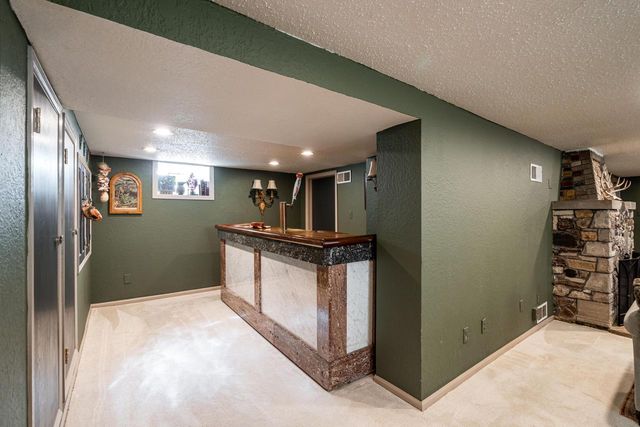 5861 N Bay Ridge AVENUE, Whitefish Bay, WI 53217