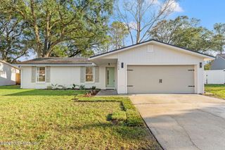 2564 STERN Drive S, Jacksonville, FL 32233