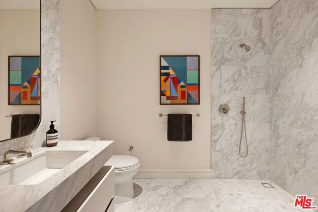 211 W Elm Court 28C, Los Angeles, CA 90067