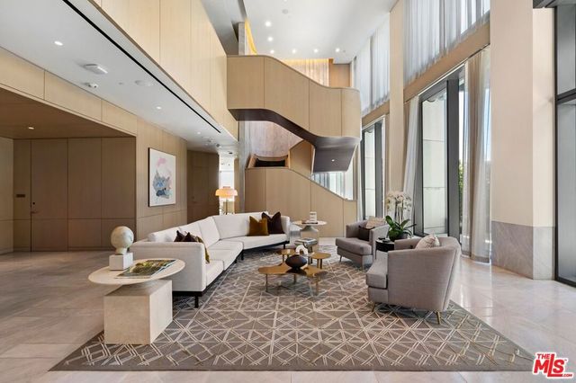 211 W Elm Court 28C, Los Angeles, CA 90067