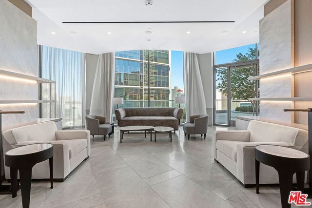 211 W Elm Court 28C, Los Angeles, CA 90067