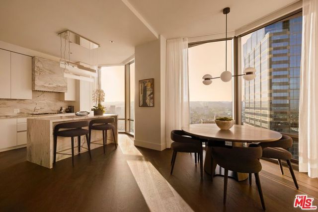 211 W Elm Court 28C, Los Angeles, CA 90067