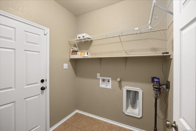 24804 Forum Cir, San Antonio, TX 78255