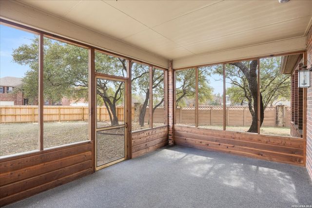 24804 Forum Cir, San Antonio, TX 78255