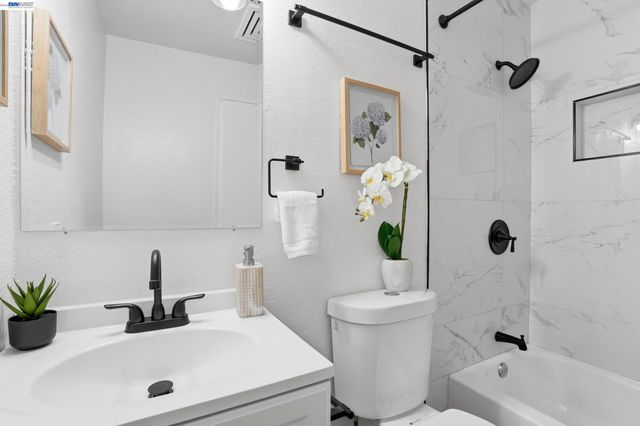 342 Stacey Cmn, Fremont, CA 94539