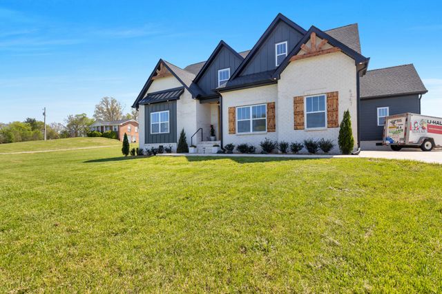 4247 Turnersville Rd, Cedar Hill, TN 37032