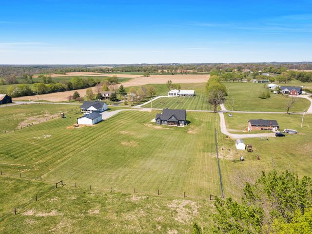 4247 Turnersville Rd, Cedar Hill, TN 37032