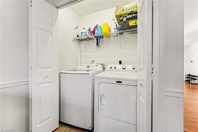 3869 Hickswood Creek Drive, High Point, NC 27265