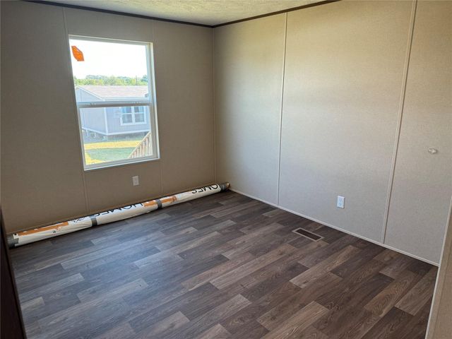 822 E Fannin Street, La Grange, TX 78945