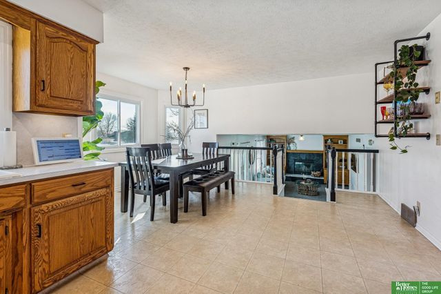 410 Sherwood Drive, Gretna, NE 68028