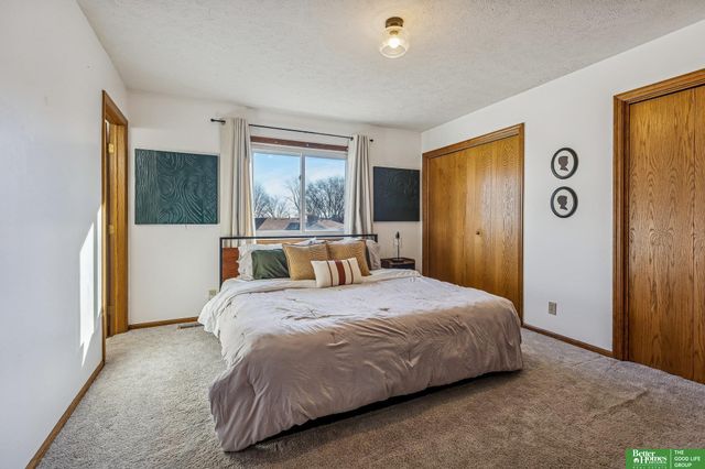 410 Sherwood Drive, Gretna, NE 68028