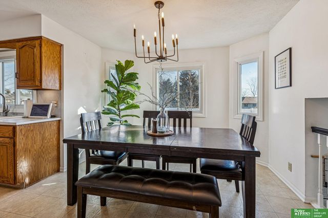 410 Sherwood Drive, Gretna, NE 68028