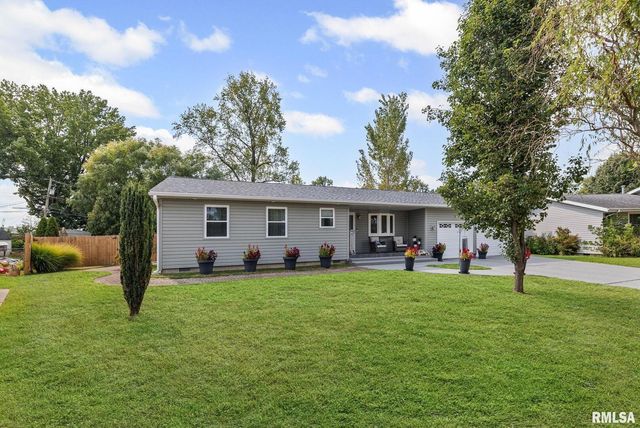 521 Marquis Avenue, Centralia, IL 62801