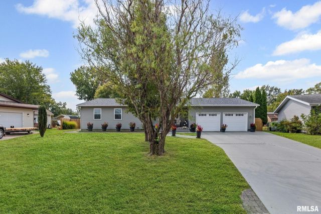 521 Marquis Avenue, Centralia, IL 62801