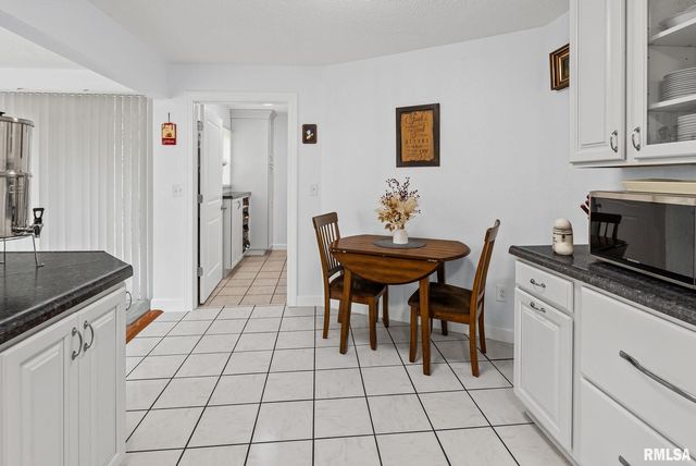 521 Marquis Avenue, Centralia, IL 62801