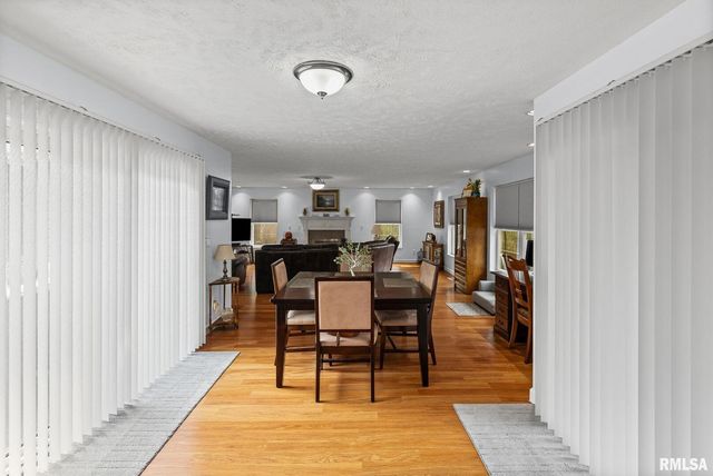 521 Marquis Avenue, Centralia, IL 62801